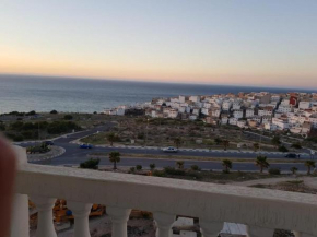 Appartement proche et vu plage corniche